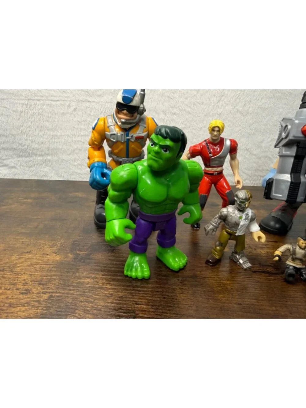 Marvel & Action Hero Lot - Hulk & Assorted Figures - Mixed Sizes